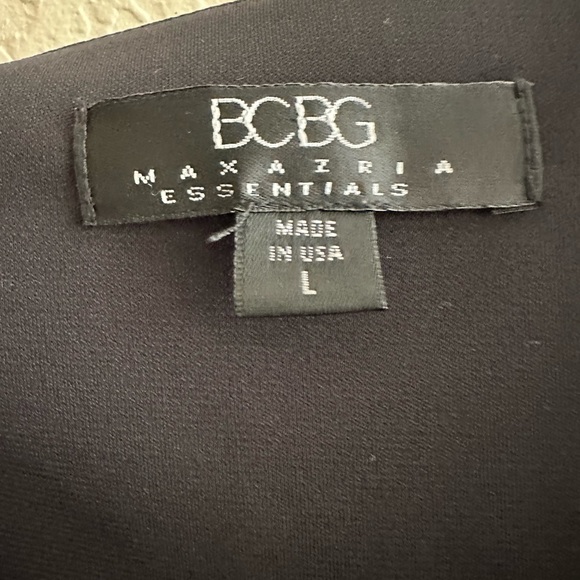 Donated — Last chance 💙5/$25💙 BCBG perfect little black dress L - Picture 4 of 5